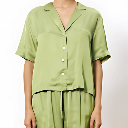 "Chelly" SS Satin Top