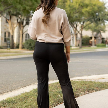 The Liz - Crossover Bootcut Leggings with Pockets