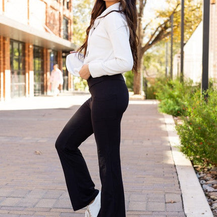 The Liz - Crossover Bootcut Leggings with Pockets