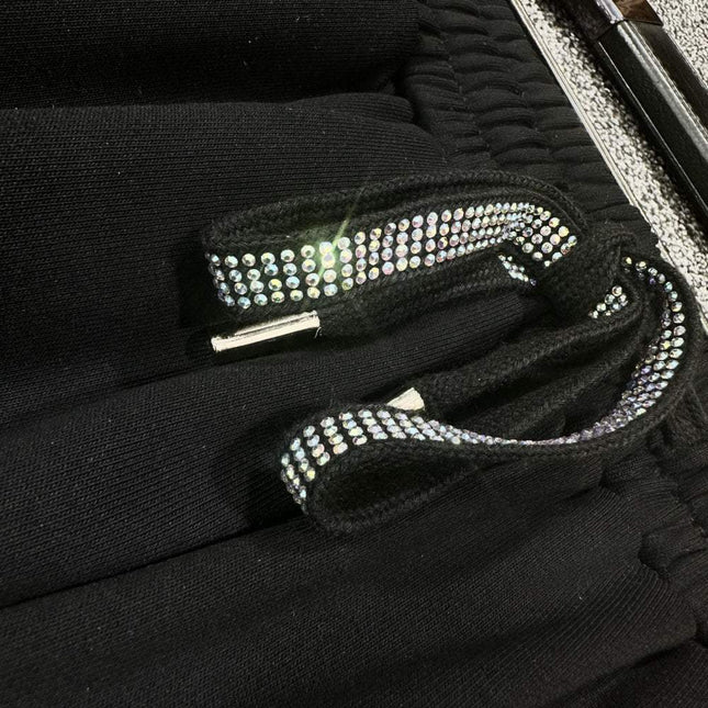 Men's And Women's Heavy Duty Fashion Set With Diamonds