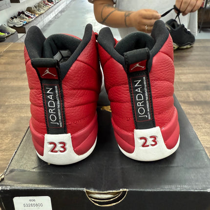 (GS) Gym Red Jordan 12 (USED)
