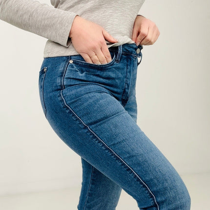 "Cora" Judy Blue High Waist Control Top Cool Denim Skinny Jeans