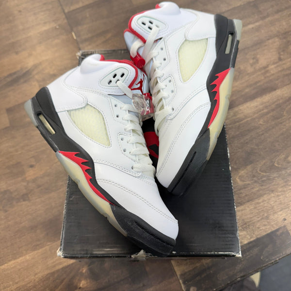 (GS) Fire Red Jordan 5 (2020) (USED)