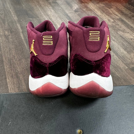 (GS) Heiress Night Maroon Jordan 11 (USED)
