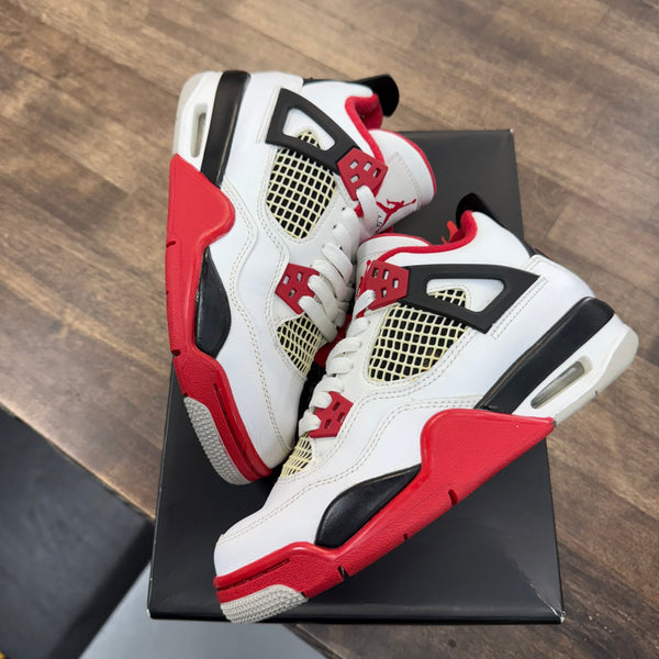 (GS) Fire Red Jordan 4 (2020) (USED)