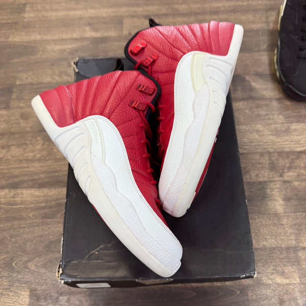 (GS) Gym Red Jordan 12 (USED)