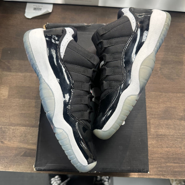 (GS) Infrared 23 Jordan 11 Low (USED)