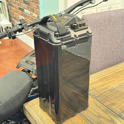 E-Bike "invisible" Vantablack Battery Wrap