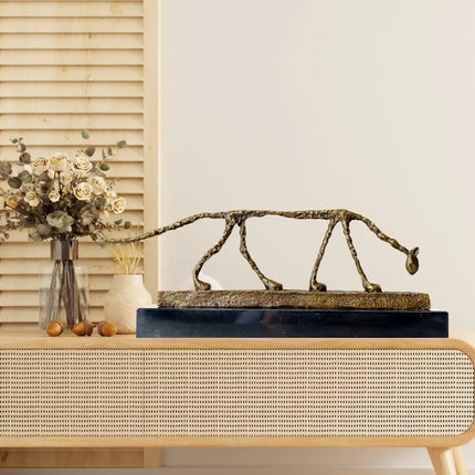 Bronze Cat Statue Abstract Cat Sculpture Classical Giacometti Art Reproduction Skeleton Animal Statue For Home Decor Collection