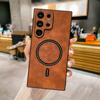 Dark Brown / Galaxy S24 Plus