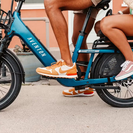Aventon Abound SR Cargo E-Bike